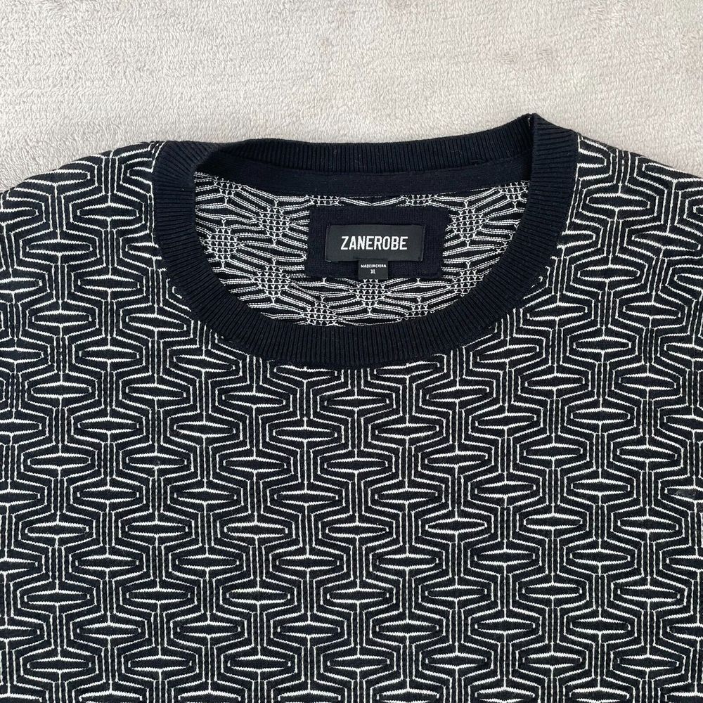 ZANEROBE Sweater‎ Men XL Black White Geometric 3D Textured Knit Sweatshirt
